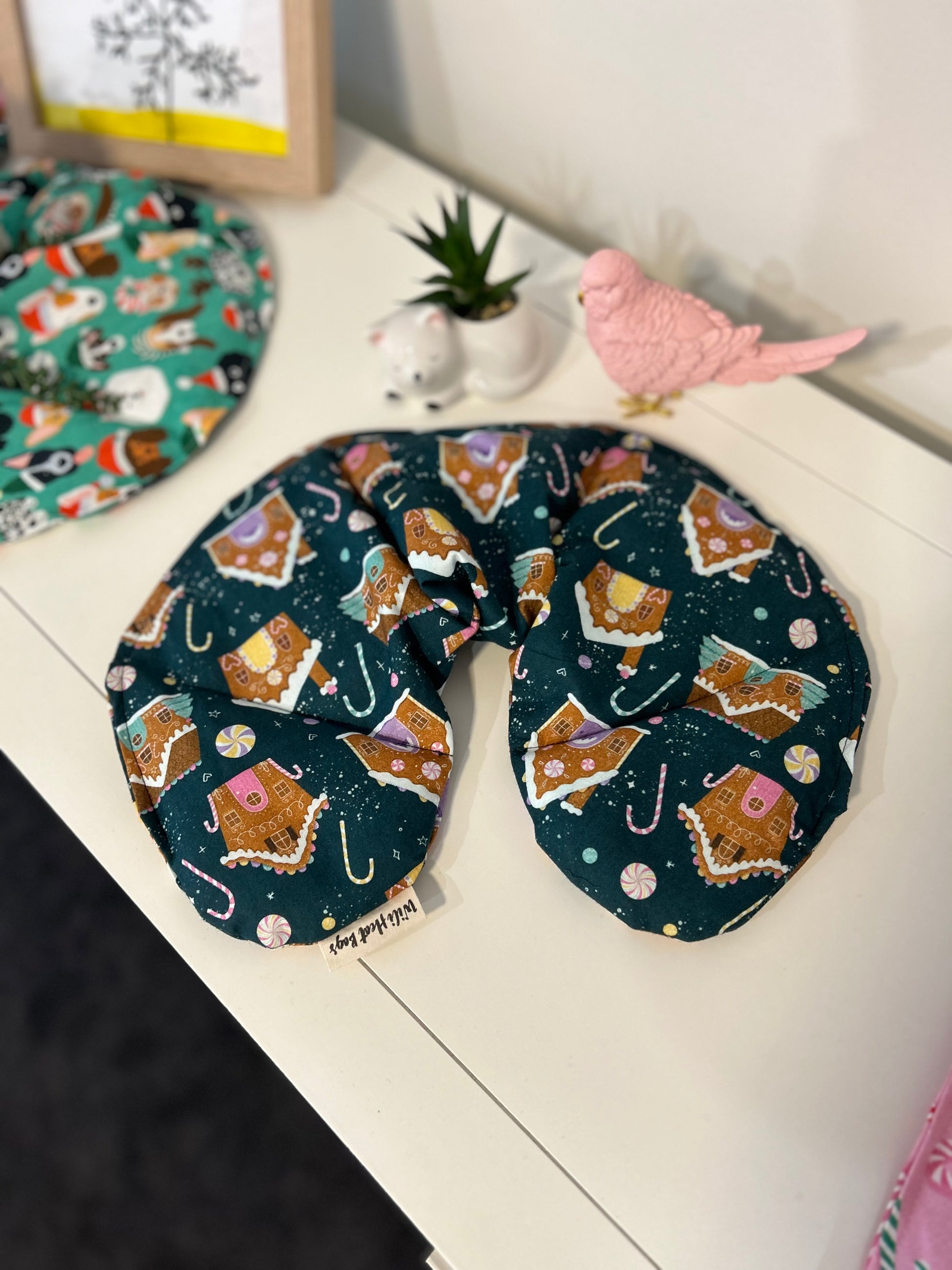 Neck Wrap Heat Bag - Gingerbread House - Wili Heat Bags