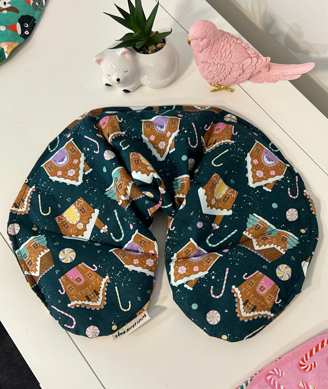 Neck Wrap Heat Bag - Gingerbread House - Wili Heat Bags