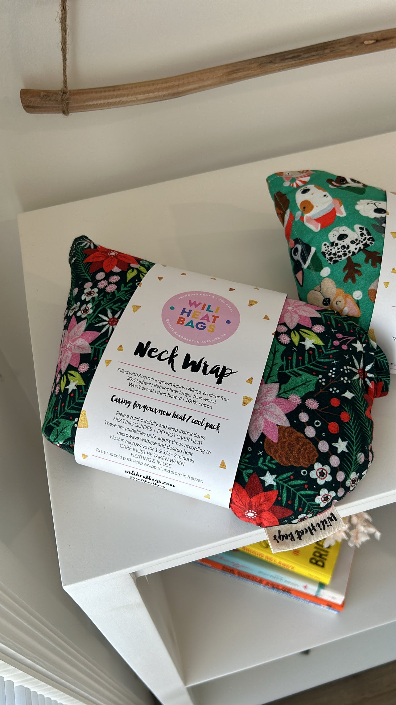Neck Wrap Heat Bag - Festive Flowers - Wili Heat Bags