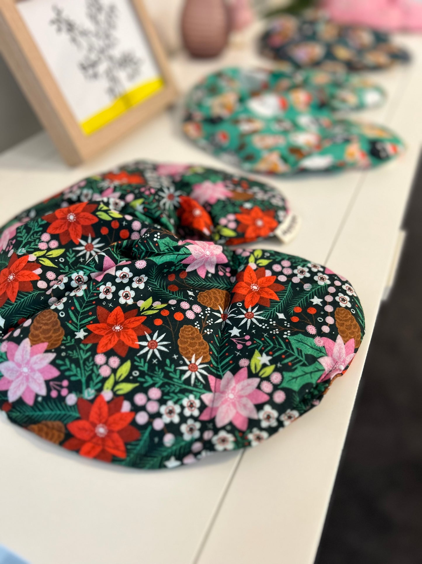 Neck Wrap Heat Bag - Christmas Flowers